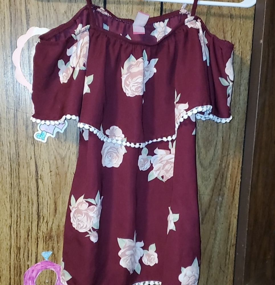 🌼Shoulder less flower top🌼